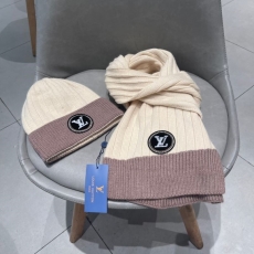 Louis Vuitton Caps Scarfs